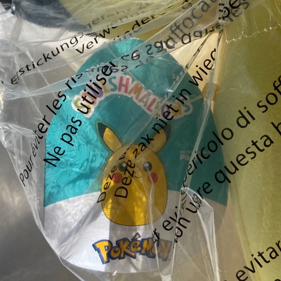 Squishmallow Pikachu 10” - Picture 3 of 3